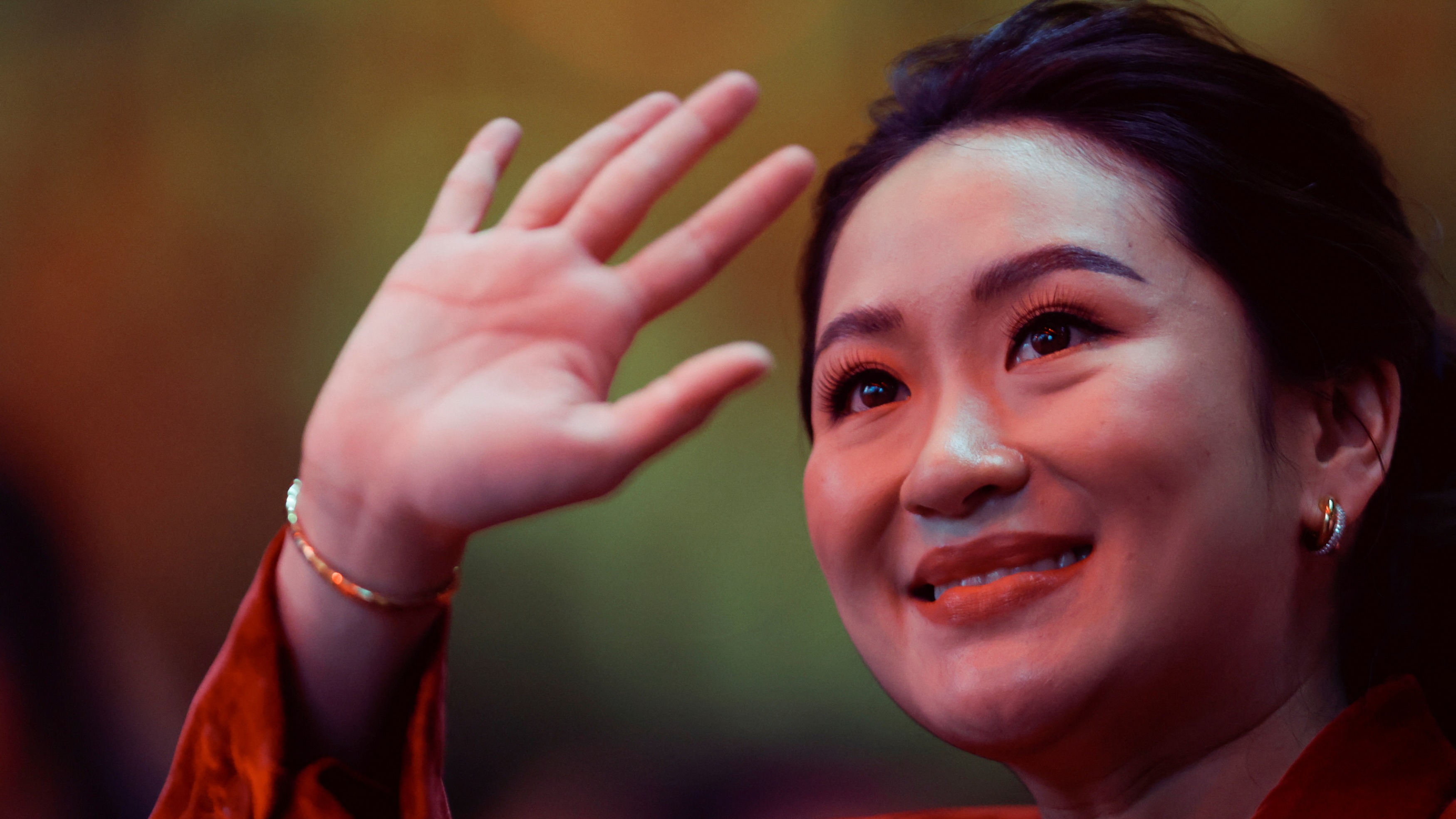 Paetongtarn Shinawatra rises to become Thailand's second