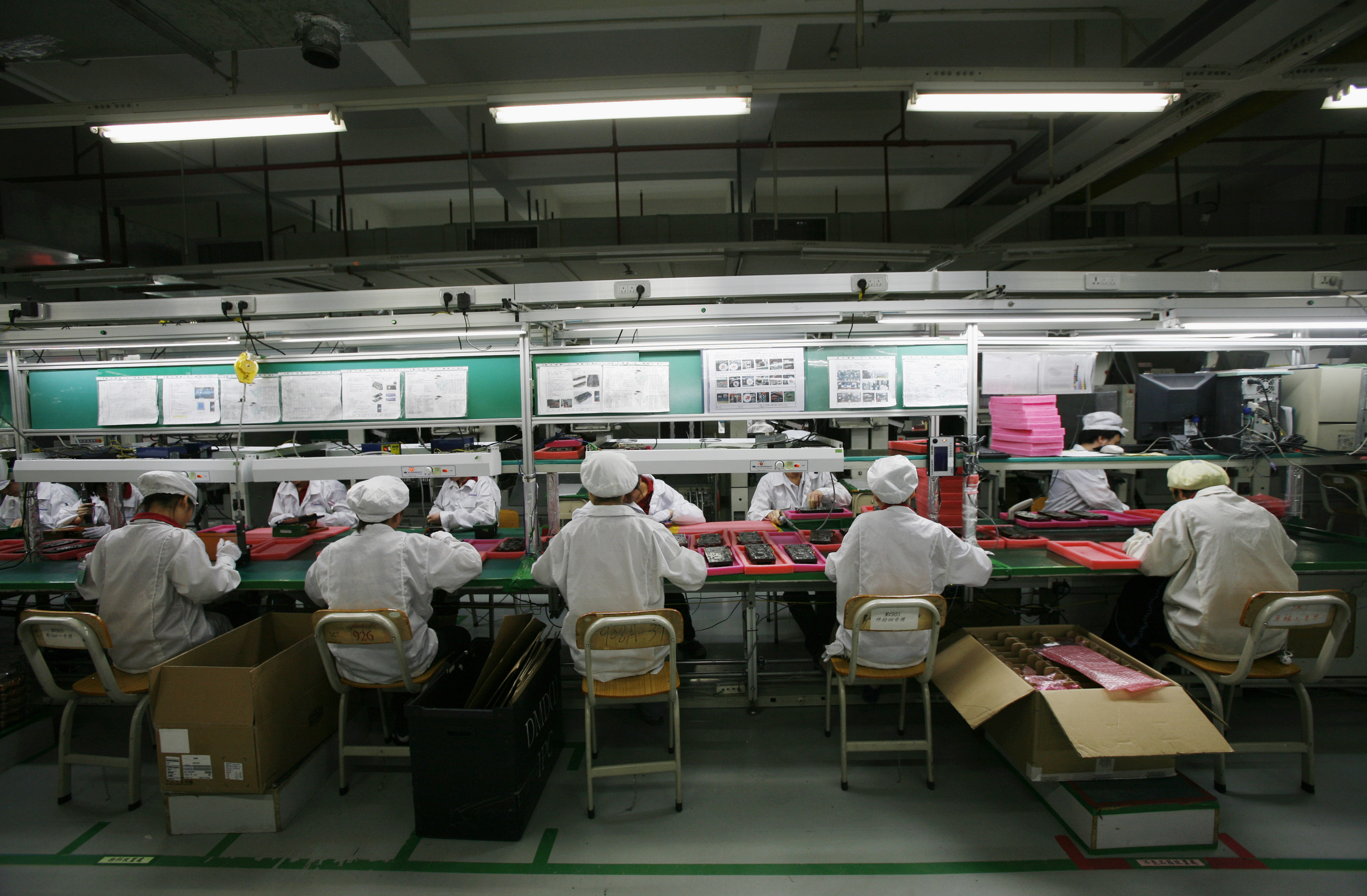 Apple suppliers face manufacturing woes in China - Nikkei Asia