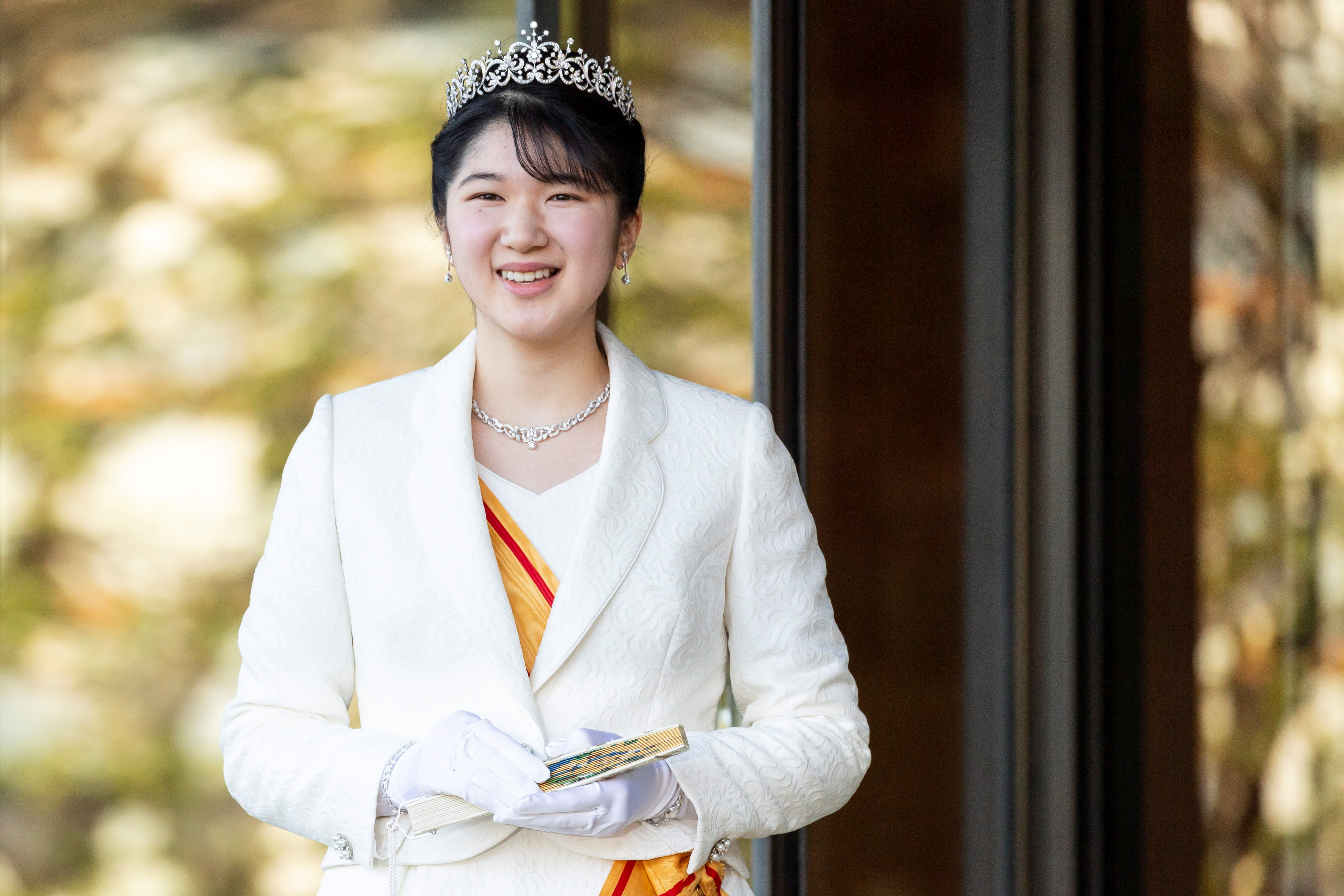 Japan's Princess Aiko goes through coming of age ceremonies - Nikkei Asia